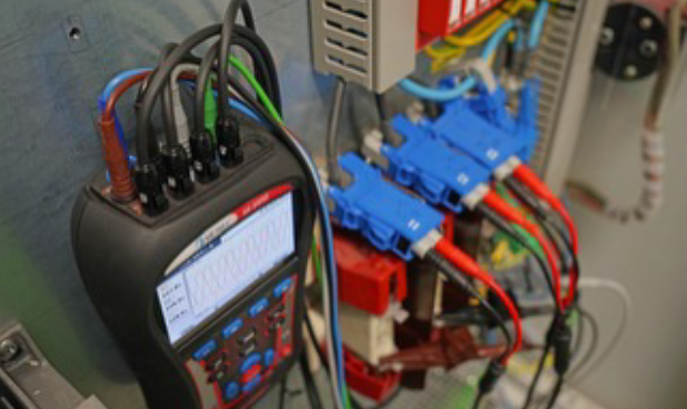 Elkvalitetsanalysatorer med THD-funktion